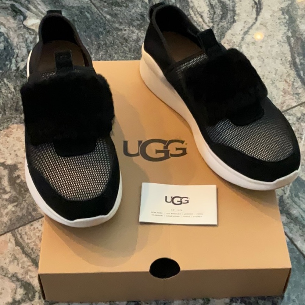 UGG Sneakers Shearling Trim Women’s Shoes Pico Black Chunky Size 9.5 Cushioned